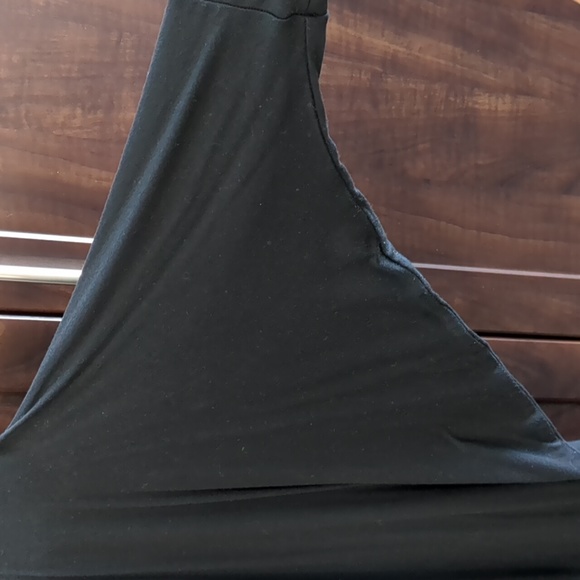 Top - Picture 2 of 4